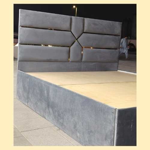 Grey Upholstered Used Bed in Abu Dhabi