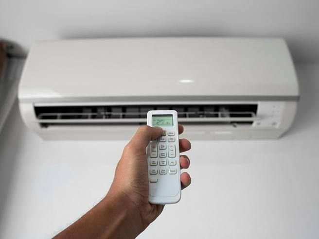 Buy & Sell Used Air Conditioner in Abu Dhabi Top Second-Hand ACs