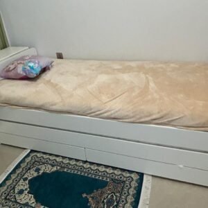 Second hand daybed with two mattresses for sale in Abu Dhabi