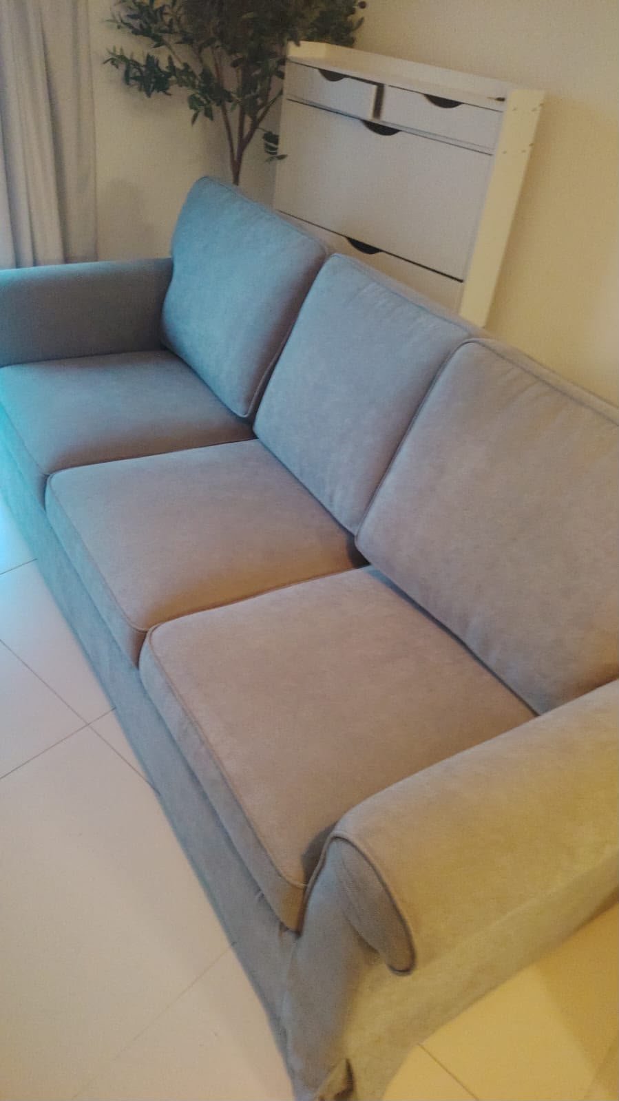 Pre-loved 3-seater beige fabric sofa set in excellent condition for sale at 400 AED by Fairy of Fortune Used Furniture Abu Dhabi.