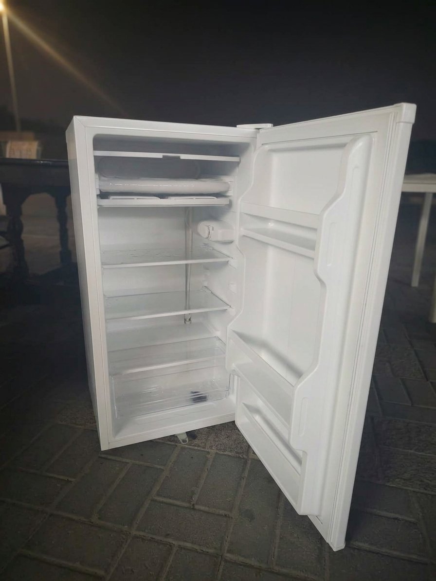 Compact Evvoli single door mini refrigerator